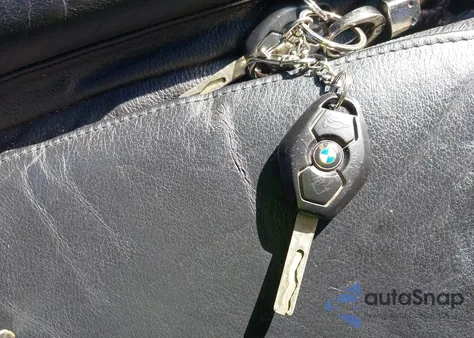 2004 BMW 330I из США, поврежденный, VIN WBAEV53434KM36917